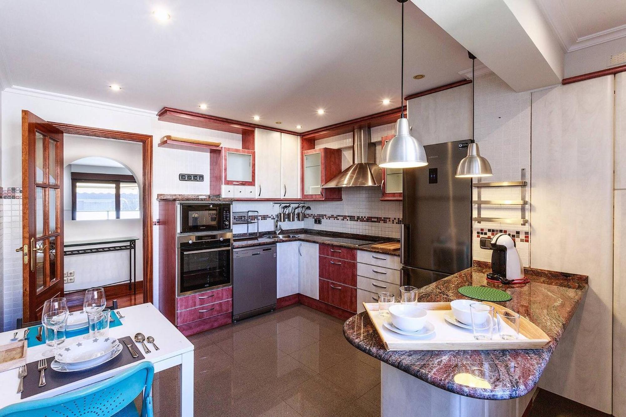 Earra - Casa Damatxo, Terraza, 1 Minuto A La Playa, Zona Tranquila Apartment Зарауц Екстериор снимка