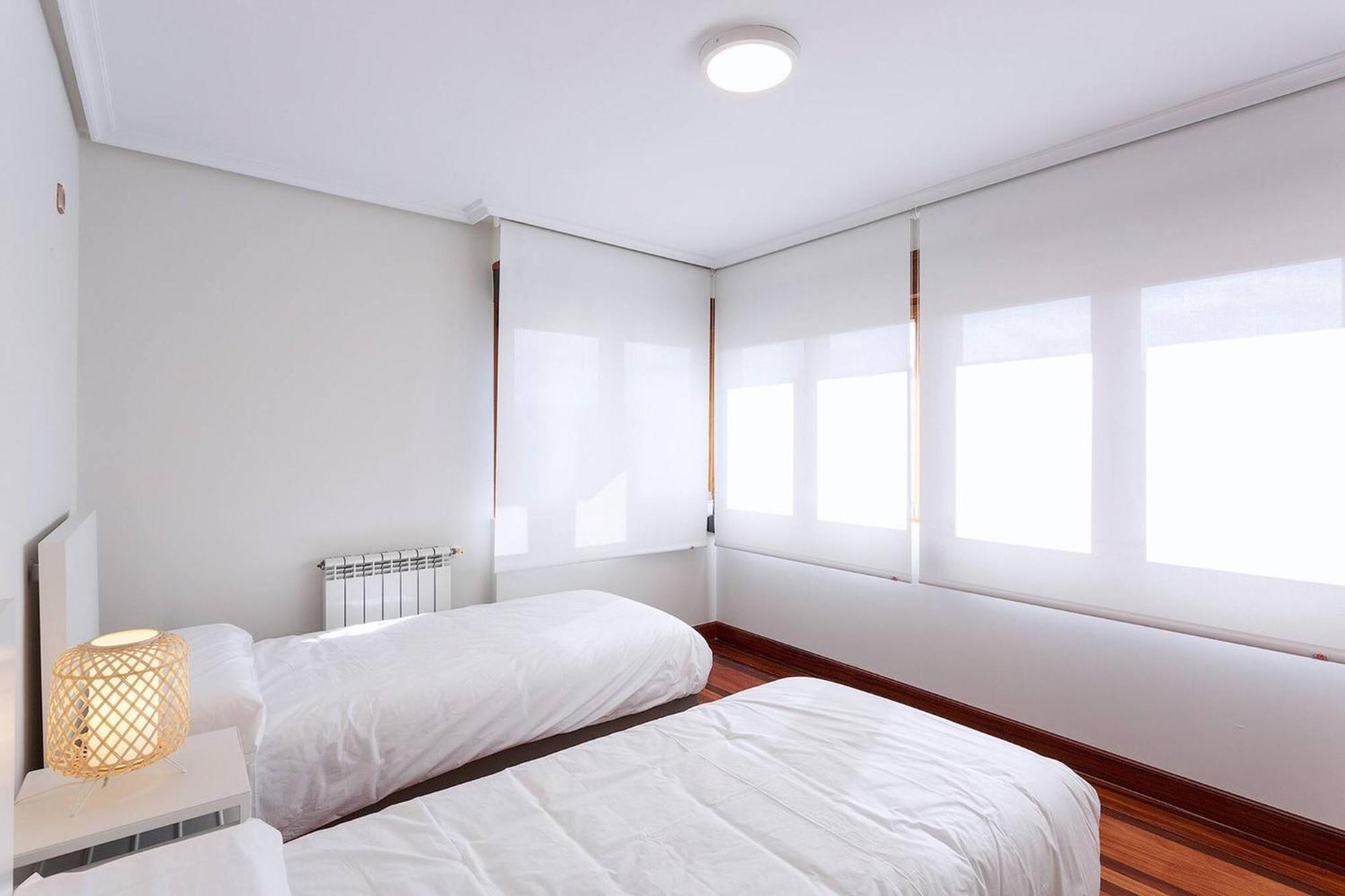 Earra - Casa Damatxo, Terraza, 1 Minuto A La Playa, Zona Tranquila Apartment Зарауц Екстериор снимка